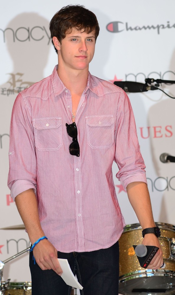 Shane Harper;<br>Shane Harper Performing at Macy's Annual Summer Blowout Show