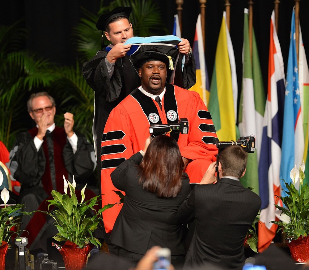 Shaquille O'Neal Picture 1 - Shaquille O'Neal Receives His Doctoral