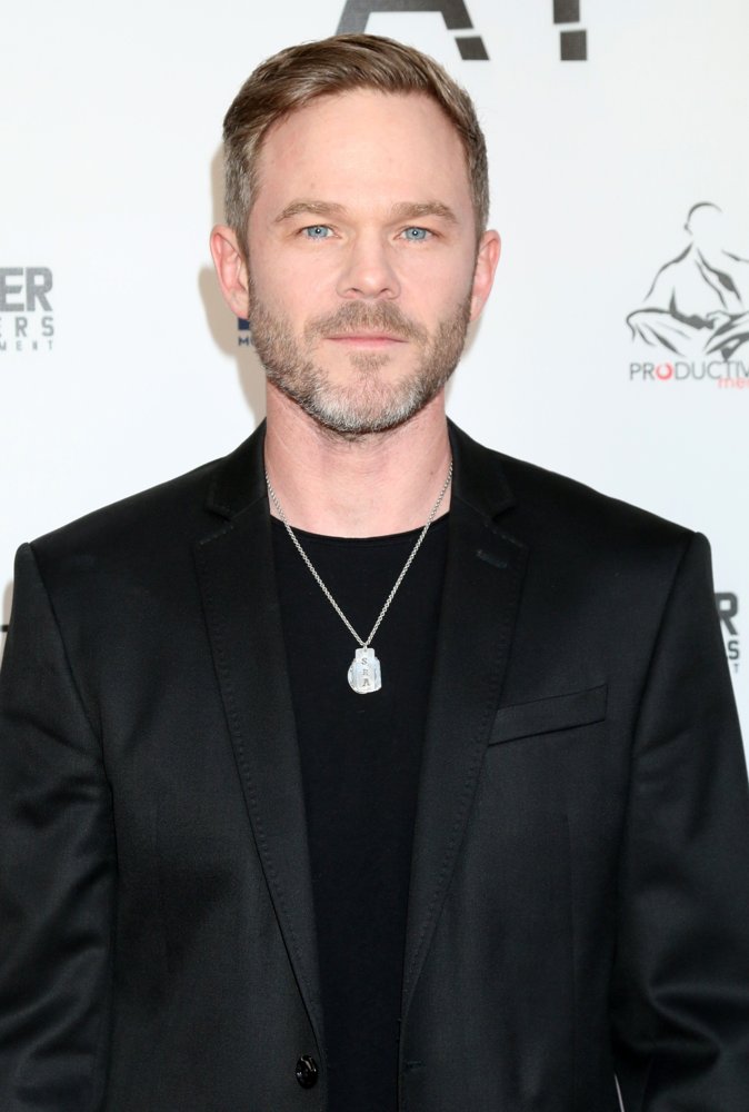Shawn Ashmore Pictures, Latest News, Videos.