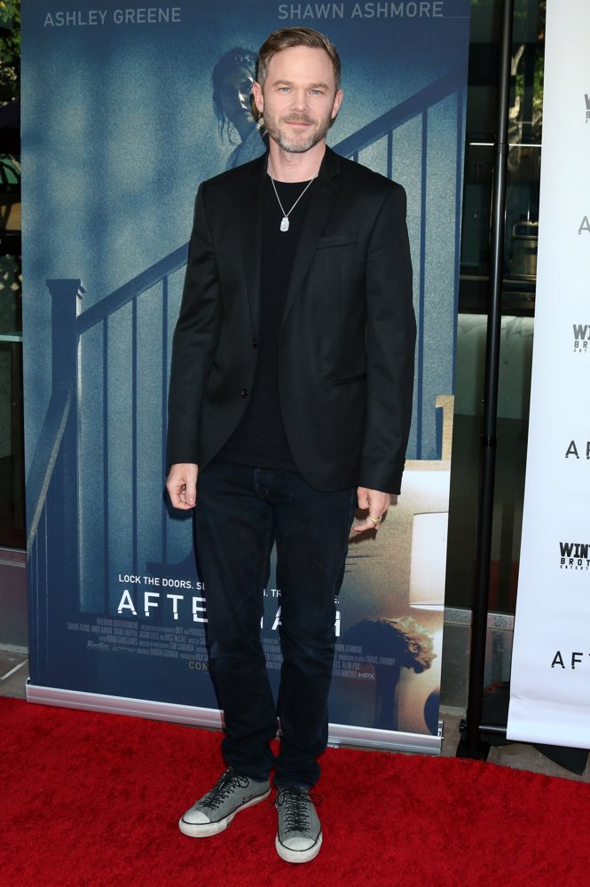 Shawn Ashmore Pictures, Latest News, Videos.