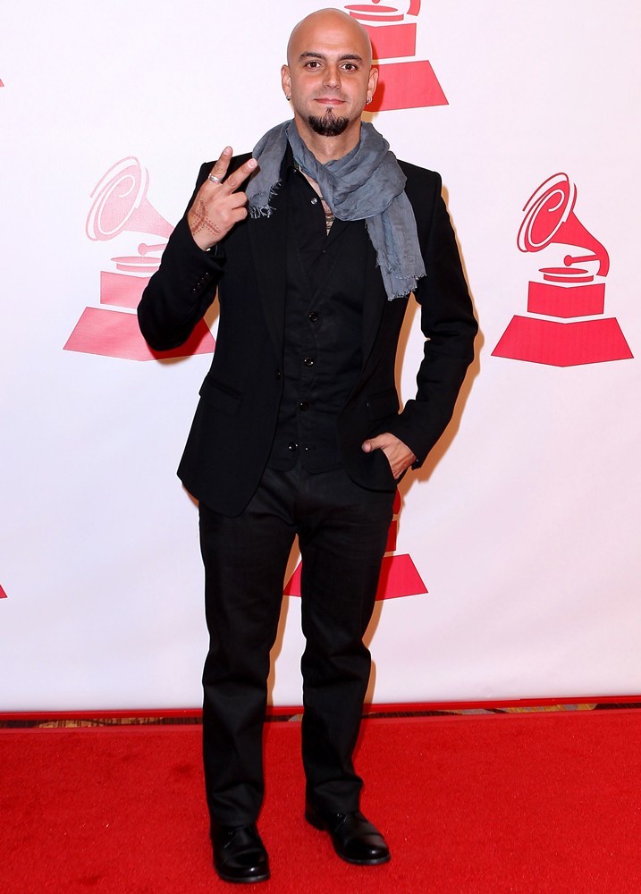Sie7e;<br>2011 Latin Recording Academy Person of The Year Tribute to Shakira