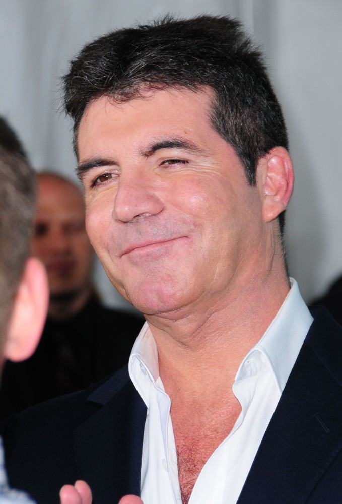 How Tall is Simon Cowell?
