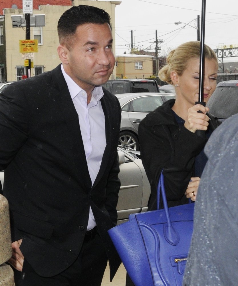 The Situation;Lauren Pesce;<br>The Situation Arrives at Newark's Federal Court