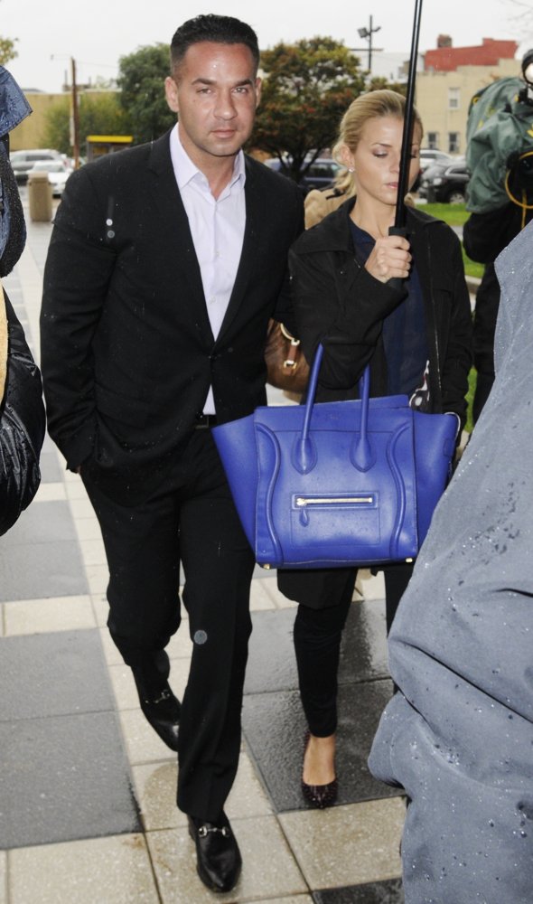The Situation;Lauren Pesce;<br>The Situation Arrives at Newark's Federal Court