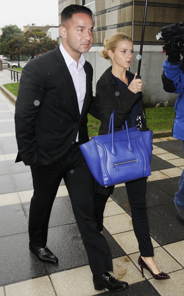 The Situation;Lauren Pesce;<br>The Situation Arrives at Newark's Federal Court