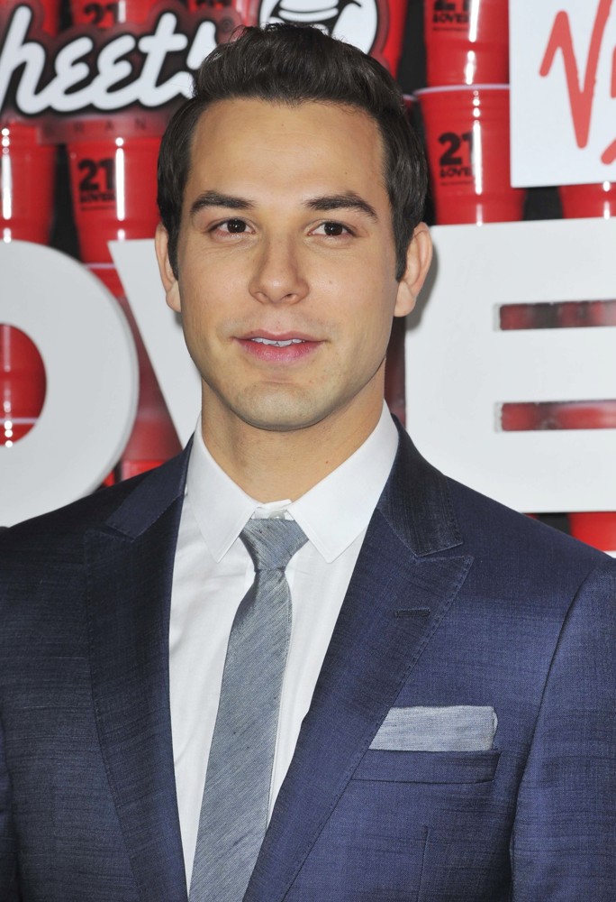 Los Angeles Premiere 21 and Over - Arrivals