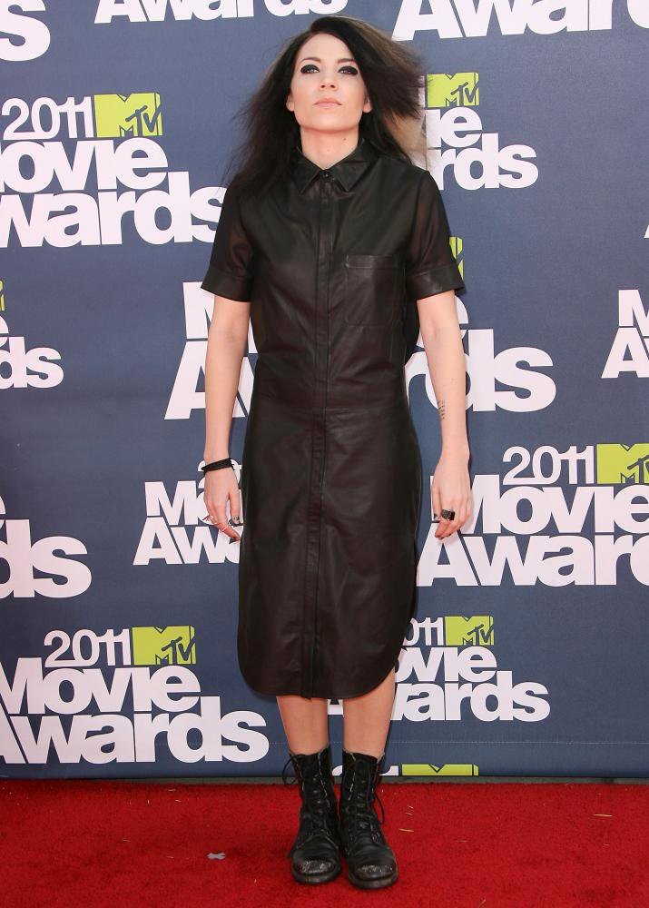Skylar Grey;<br>2011 MTV Movie Awards - Arrivals