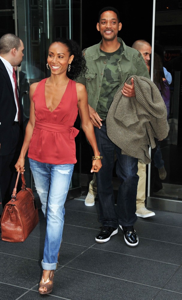 Jada Pinkett Smith;Will Smith;<br>Will Smith and Jada Pinkett Smith Outside Their Midtown Hotel