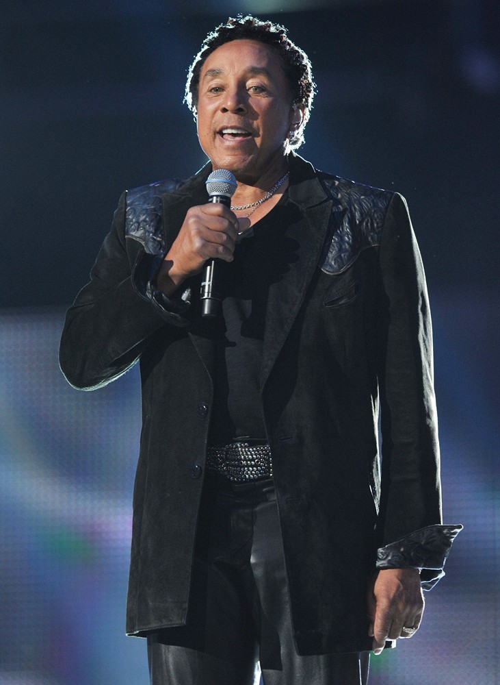 Smokey Robinson;<br>Michael Jackson Tribute Concert Held at The Cardiff Millenium Stadium