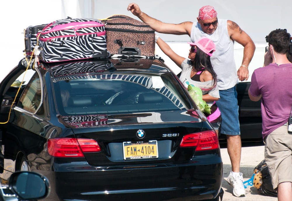 Snooki;<br>The Jersey Shore Cast Move Out of Their Home