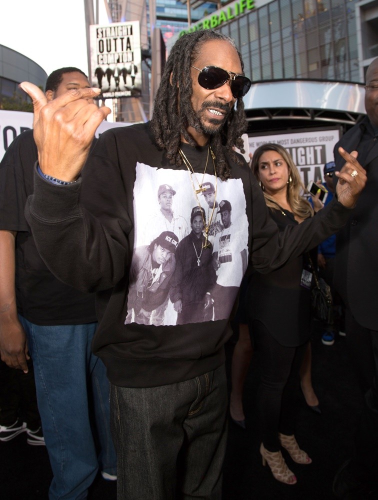 Who Played Snoop Dogg In Straight Outta Compton Snoop Dogg Picture 260 - World Premiere of Universal Pictures' Straight