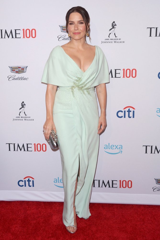 Sophia Bush Pictures, Latest News, Videos.