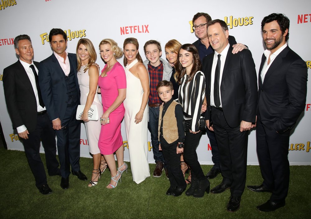 Jeff Franklin;John Stamos;Lori Loughlin;Jodie Sweetin;Andrea Barber;Michael Campion;Elias Harger;Candace Cameron;Soni Nicole Bringas;Bob Saget;Dave Co<br>Premiere of Netflix's Fuller House