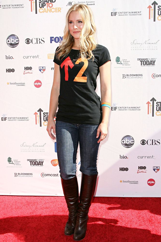 Kristen Bell;<br>2010 Stand Up To Cancer - Arrivals