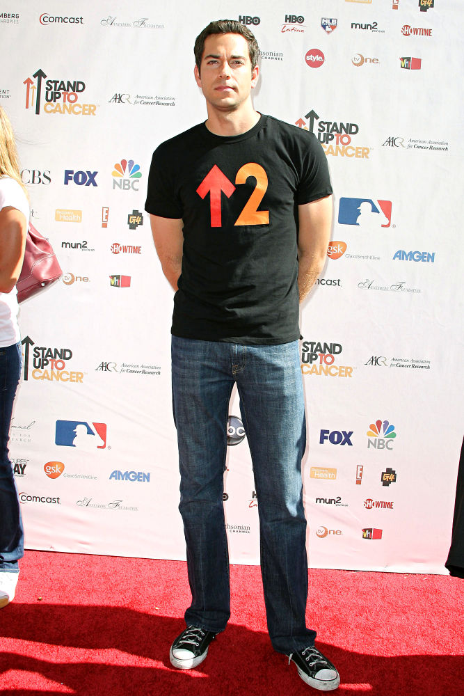 Zachary Levi;<br>2010 Stand Up To Cancer - Arrivals