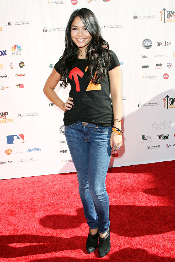 Vanessa Hudgens;<br>2010 Stand Up To Cancer - Arrivals
