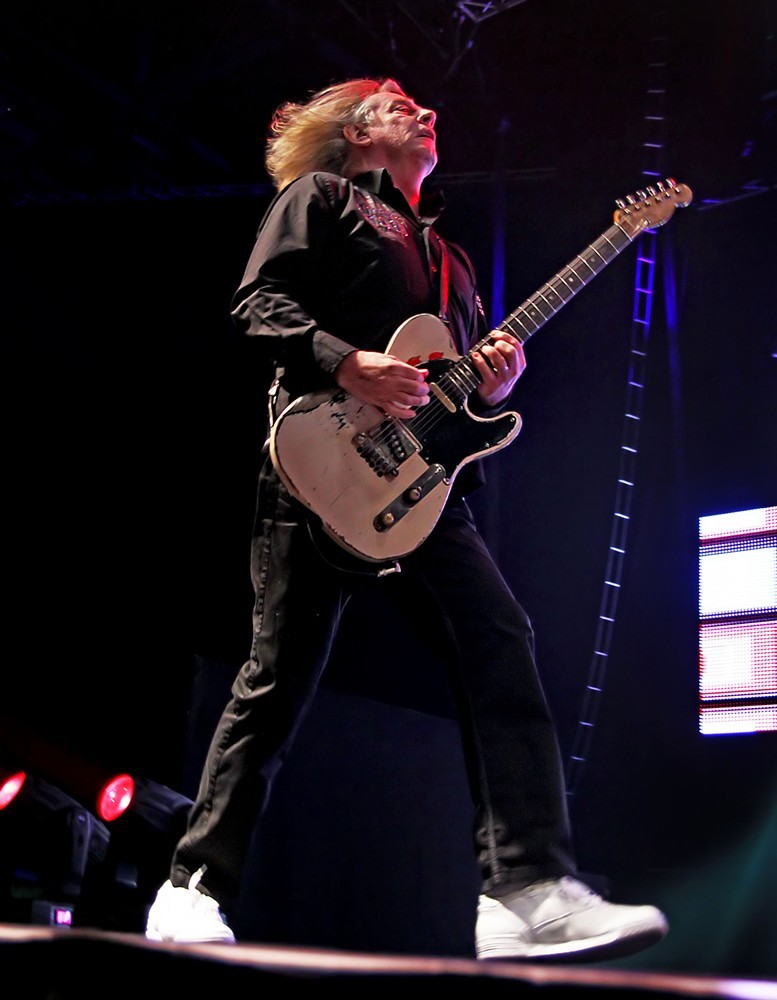 Rick Parfitt;Status Quo;<br>Status Quo Performing