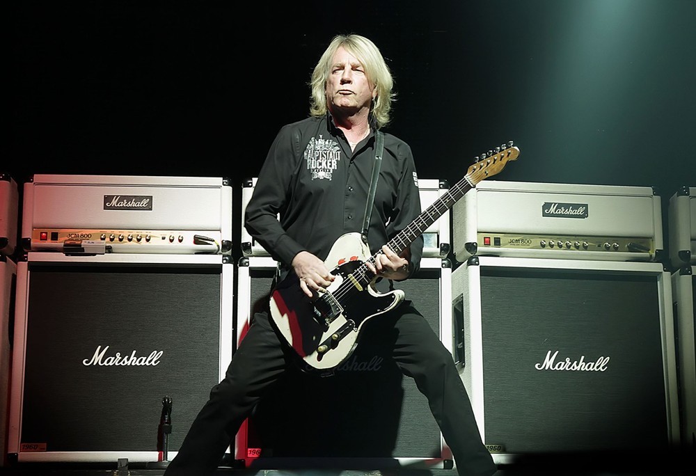 Rick Parfitt;Status Quo;<br>Status Quo Performing