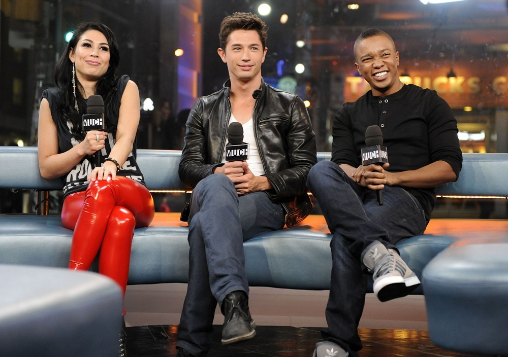 Cassie Steele;Joe Dinicol;Benjamin Charles Watson;<br>Cassie Steele Appears on MuchMusic's New.Music.Live to Promote TV series The L.A. Complex