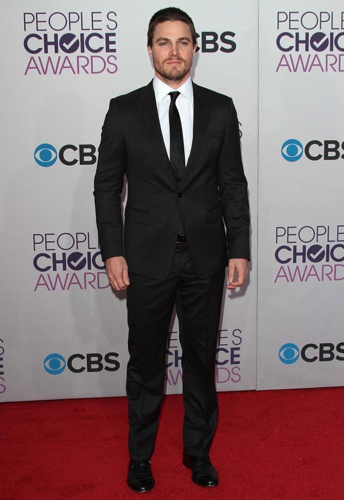 Stephen Amell;<br>People's Choice Awards 2013 - Red Carpet Arrivals