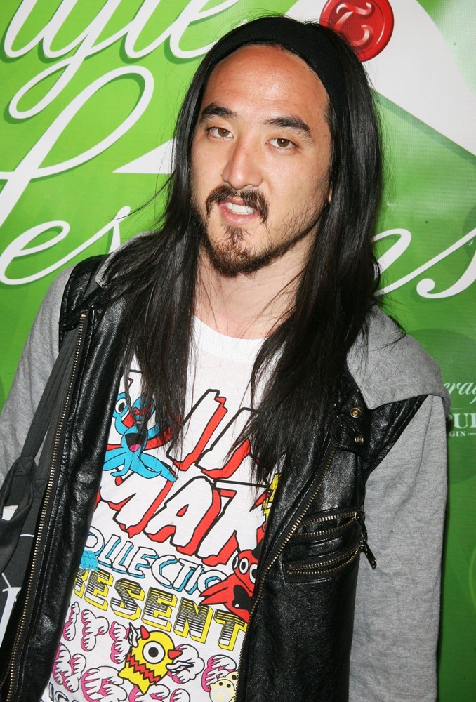 steve aoki figure