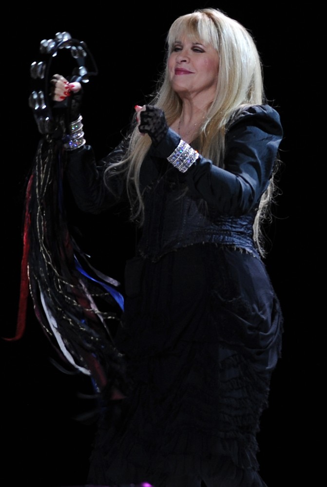 stevie nicks Picture 46 Stevie Nicks Performing Live in Concert