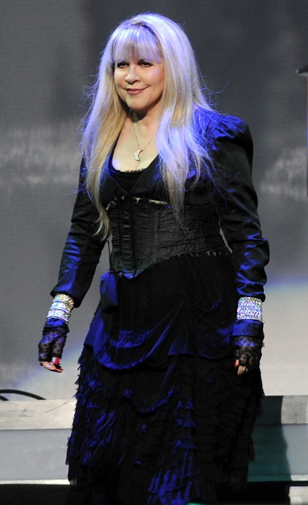 Stevie Nicks;<br>Stevie Nicks Performing Live in Concert