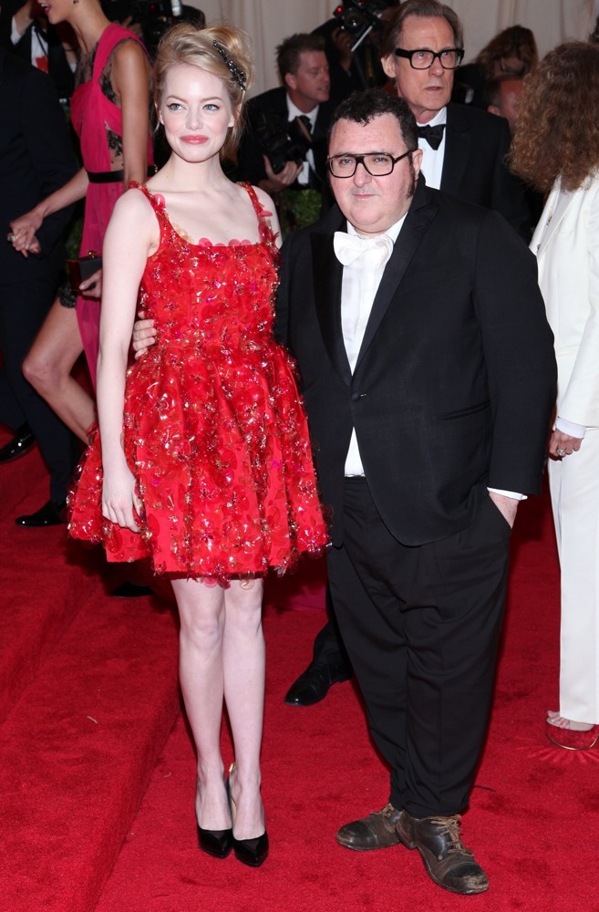 Emma Stone;Alber Elbaz;<br>Schiaparelli and Prada Impossible Conversations Costume Institute Gala