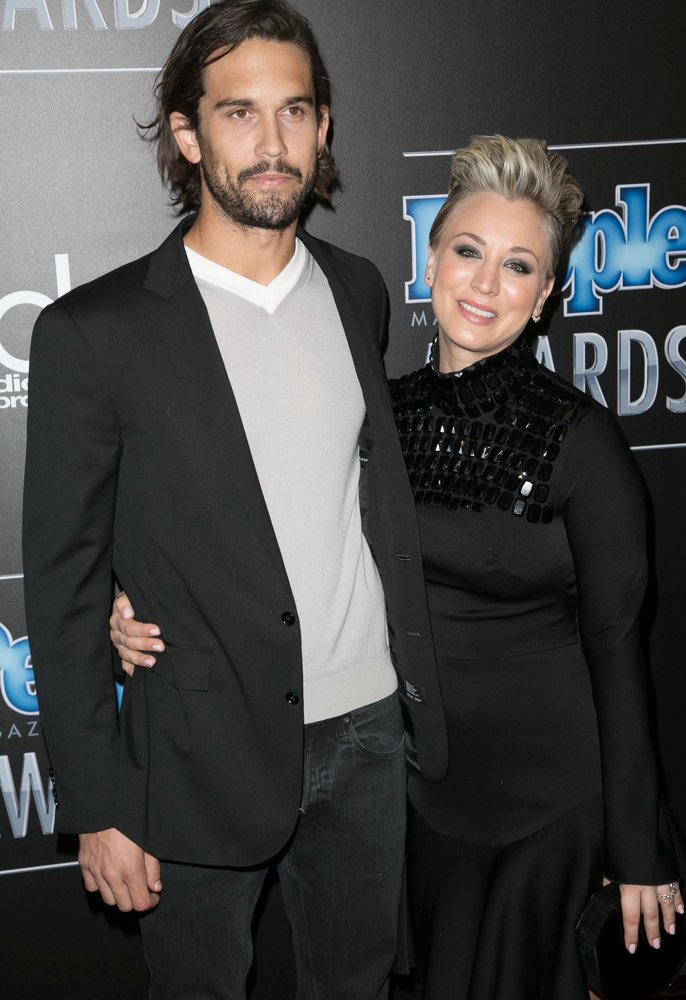 Ryan Sweeting;Kaley Cuoco;<br>2014 People Magazine Awards - Red Carpet Arrivals