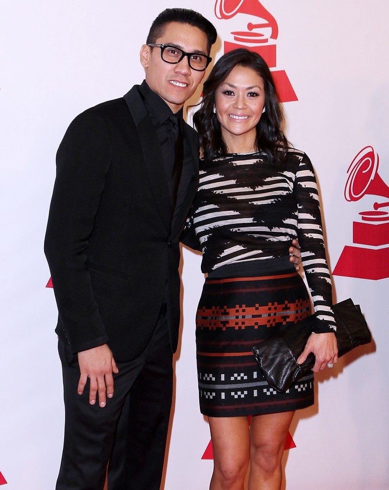 Taboo;Jaymie Dizon;<br>2011 Latin Recording Academy Person of The Year Tribute to Shakira