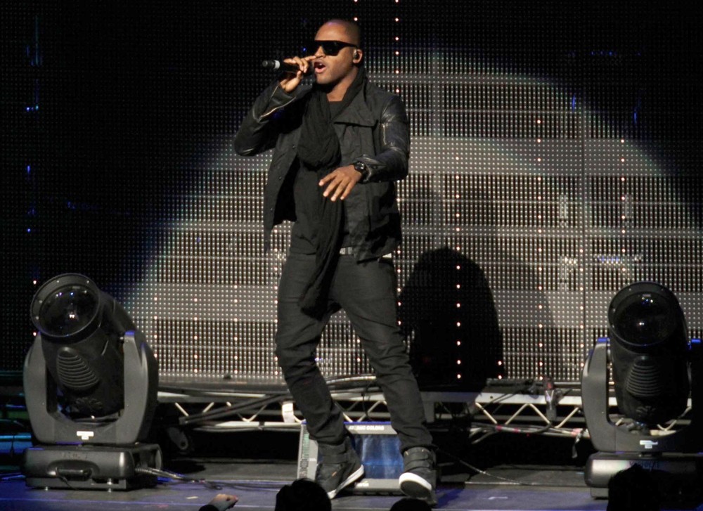 Taio Cruz;<br>102.7 KIIS FM's Jingle Ball 2011 - Show
