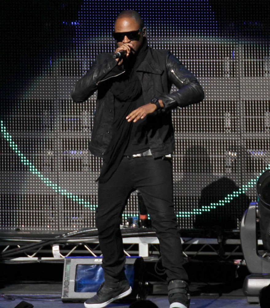 Taio Cruz;<br>102.7 KIIS FM's Jingle Ball 2011 - Show