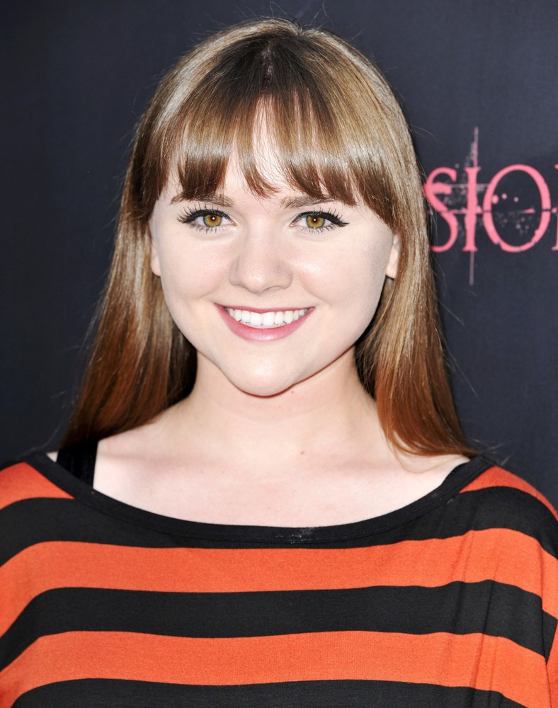 Tara Lynne Barr;<br>The Premiere of The Possession - Arrivals