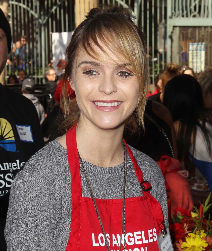 Taryn Manning;<br>The Los Angeles Mission's Thanksgiving for Skid Row Homeless
