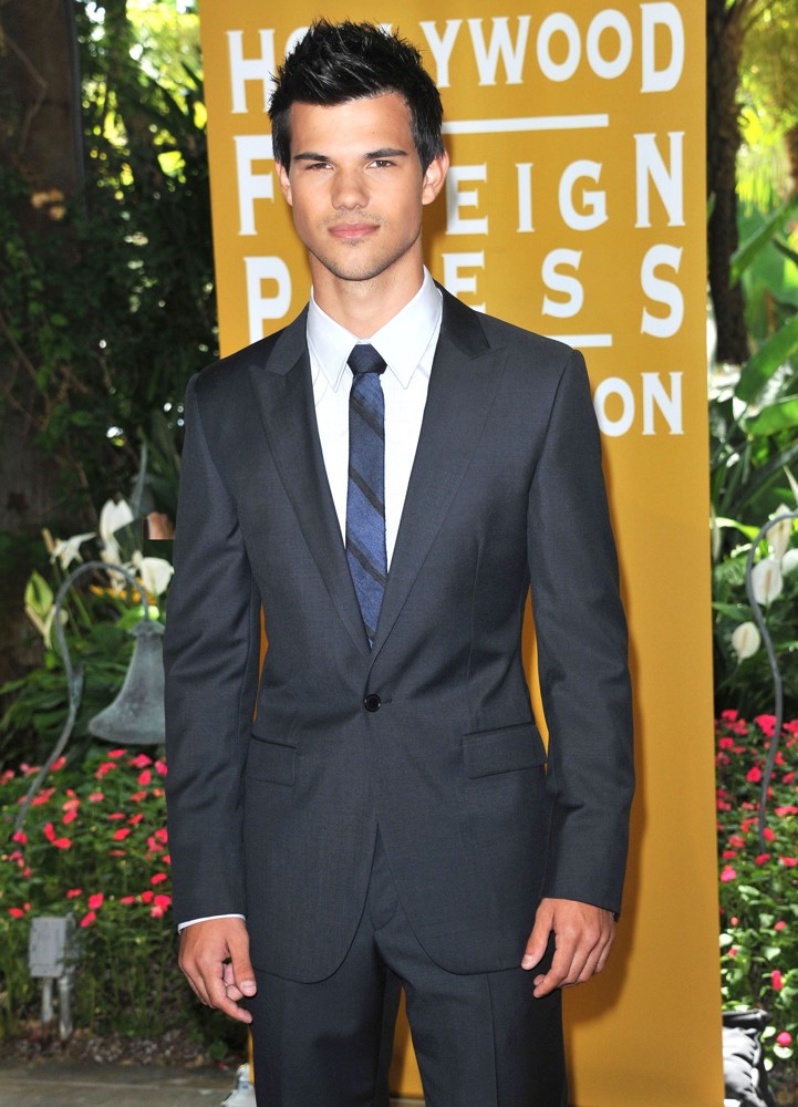 Taylor Lautner;<br>The 2011 Hollywood Foreign Press Association Luncheon - Arrivals