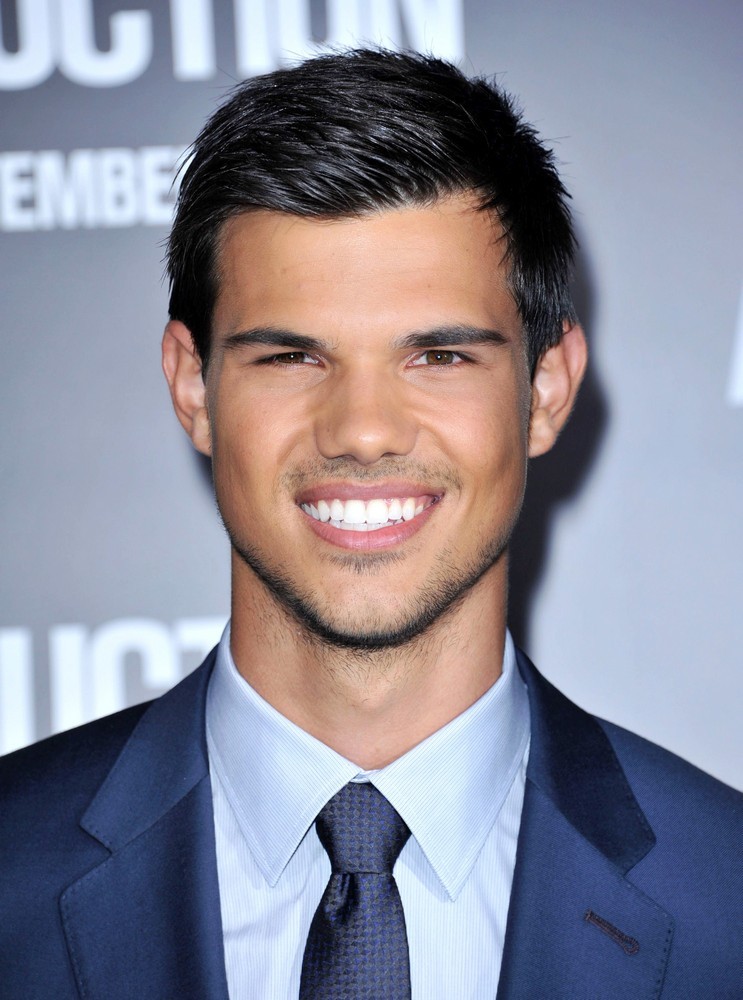 Taylor Lautner. 