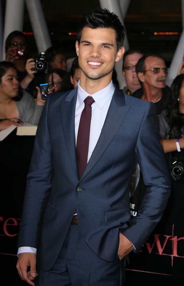 Taylor Lautner;<br>The Twilight Saga's Breaking Dawn Part I World Premiere