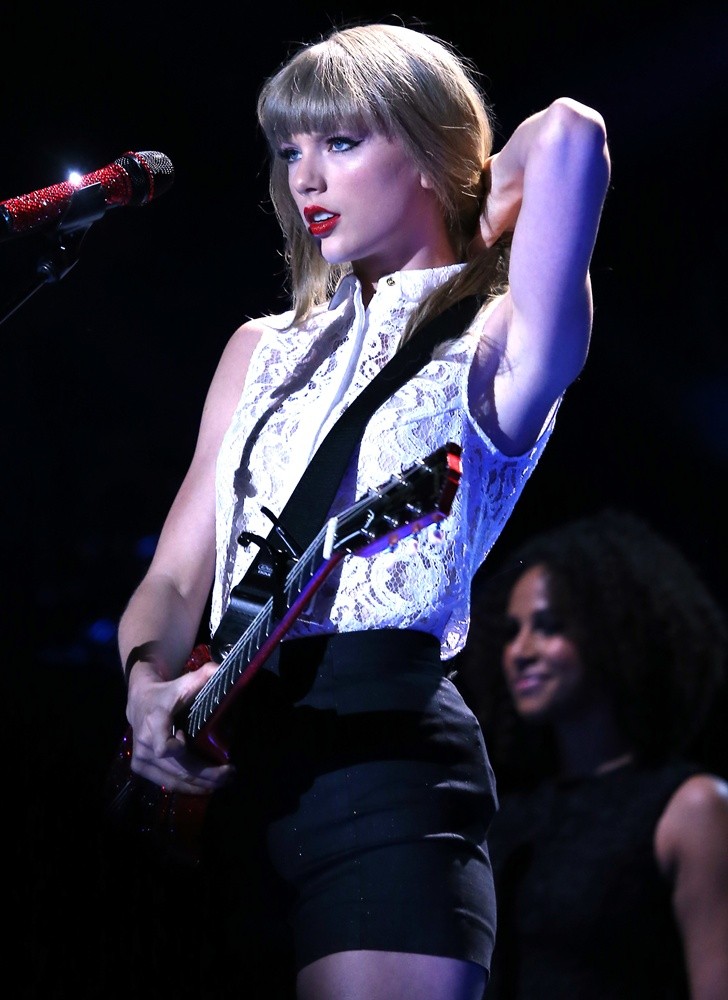 Taylor Swift;<br>The 2013 CMA Music Festival - Day 1