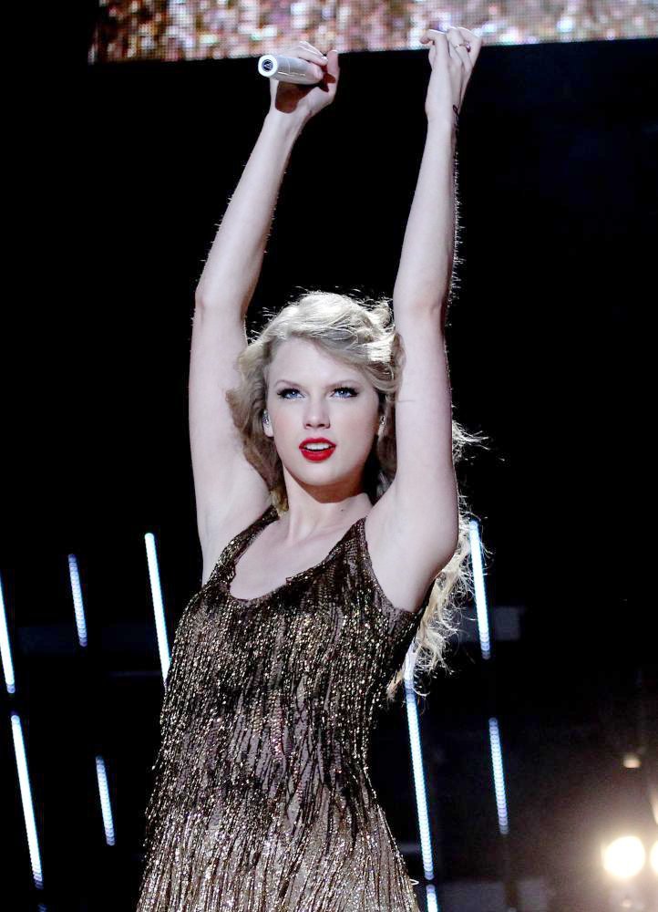 Taylor Swift;<br>The Final Night of The 2011 CMA Music Festival Nightly Concerts