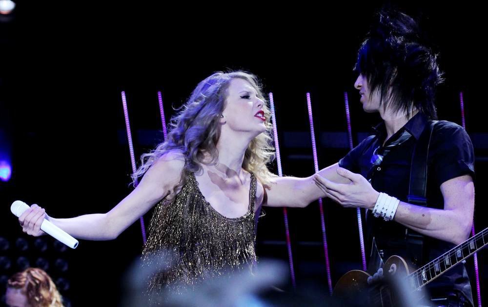 Taylor Swift;<br>The Final Night of The 2011 CMA Music Festival Nightly Concerts