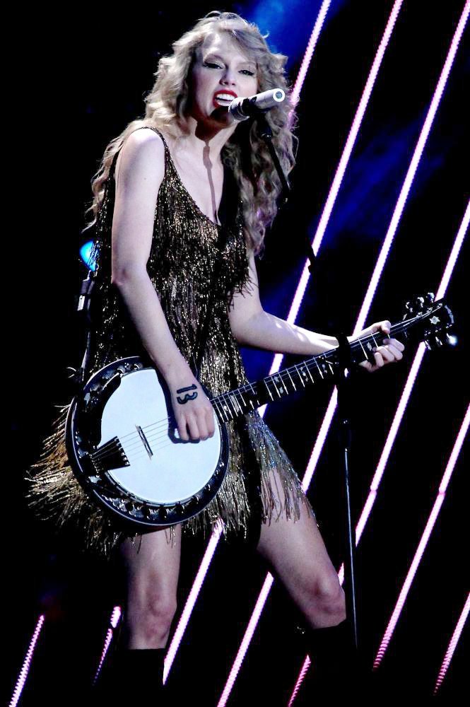 Taylor Swift;<br>The Final Night of The 2011 CMA Music Festival Nightly Concerts