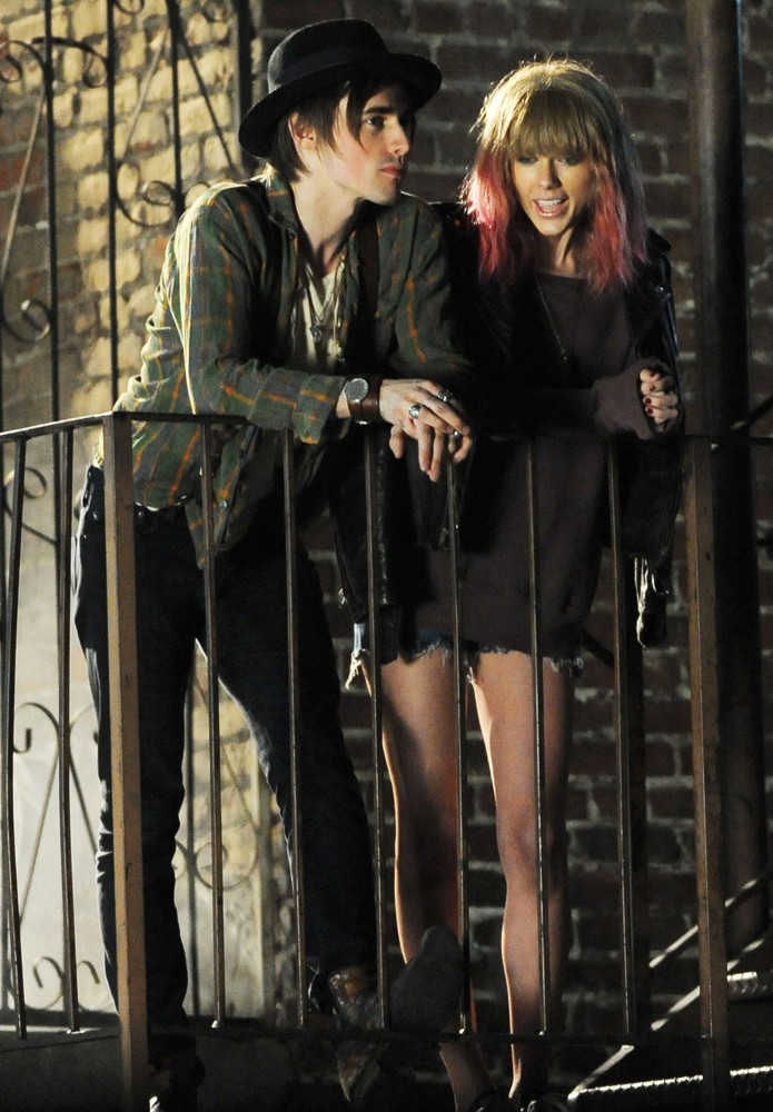 Taylor Swift;<br>Taylor Swift on The Set of Her Video I Knew You Were Trouble
