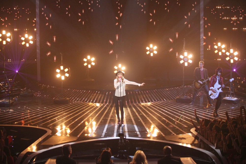 Taylor Swift;<br>Taylor Swift Performs on FOX's The X Factor Season 2 Top 11 Elimination Show