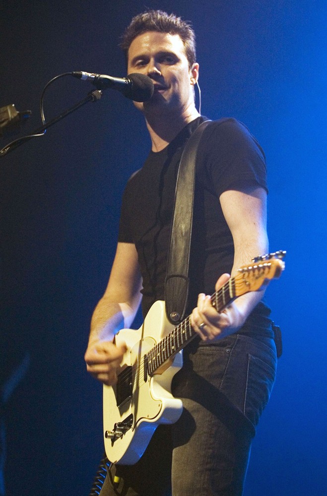 Jon Fratelli;The Fratellis;<br>The Fratellis Performing