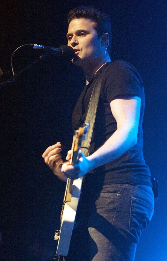 Jon Fratelli;The Fratellis;<br>The Fratellis Performing