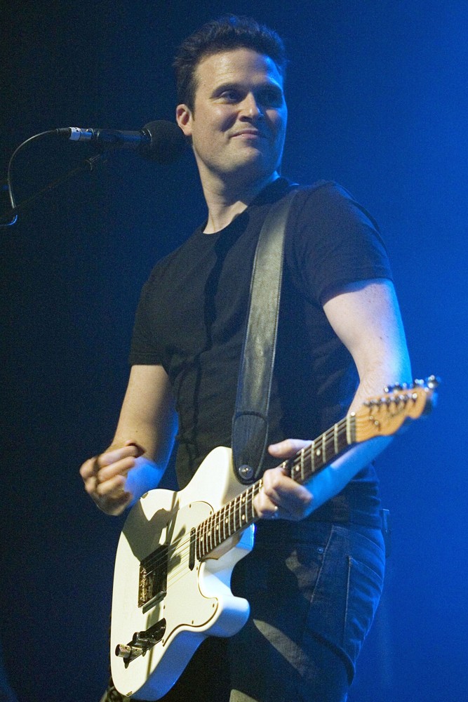 Jon Fratelli;The Fratellis;<br>The Fratellis Performing