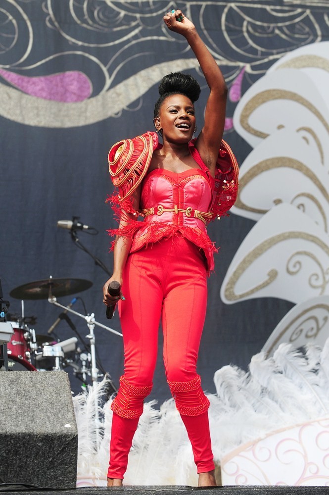 The Noisettes;<br>V Festival - Day Two