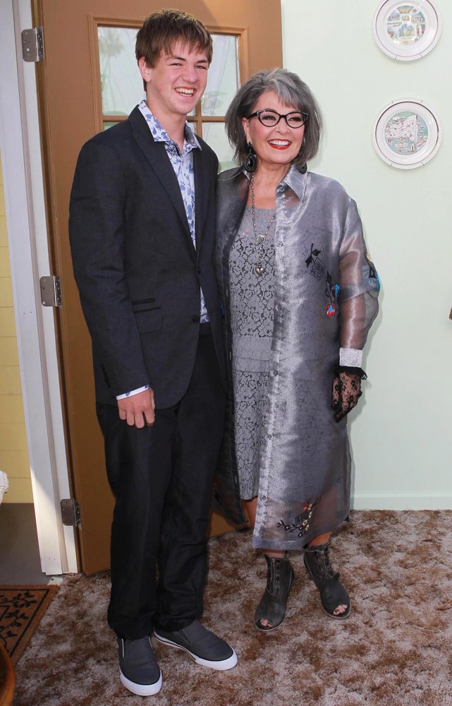Buck Thomas;Roseanne Barr;<br>Comedy Central Roast of Roseanne Barr