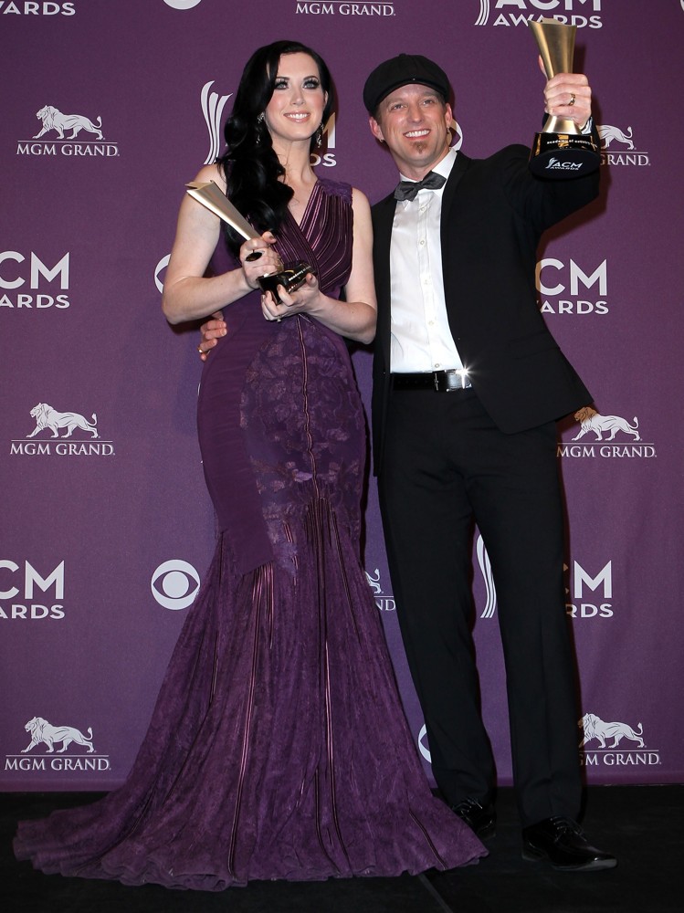 Thompson Square;<br>2012 ACM Awards - Press Room