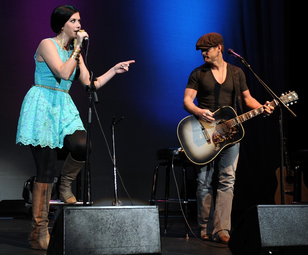 Thompson Square;<br>Starz and Guitars